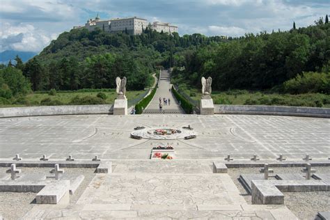 A Hipnose De Monte Cassino