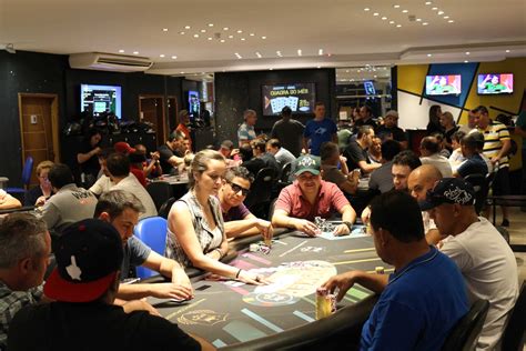 Clube De Poker 974