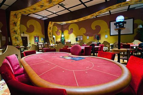 O Casino Poker St Julien