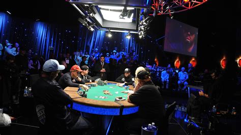 Poker Main Event Stream